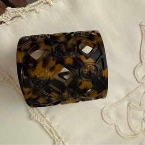 Tory Burch Tortoiseshell Resin Cuff Bracelet - Brown & Black